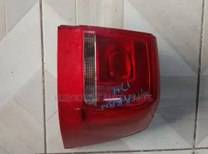 Volkswagen Sharan 7N Taillight