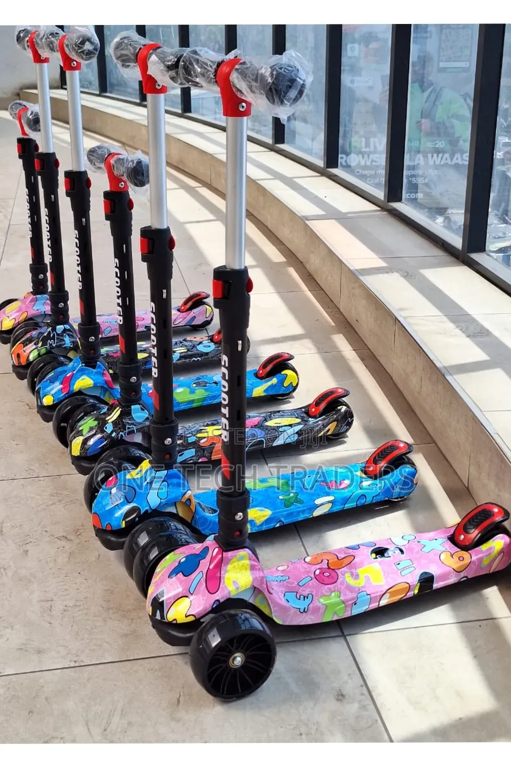 Kids Scooter With 4 Adjustable Heights & Lights, Age 3- 12yrs