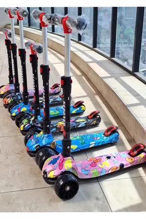 Kids Scooter With 4 Adjustable Heights & Lights, Age 3- 12yrs