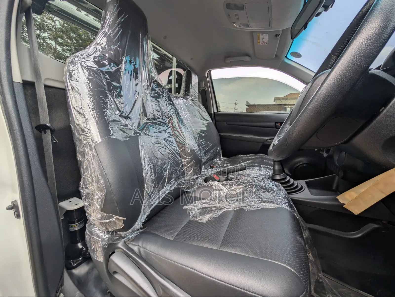 Toyota Hilux 2020 White