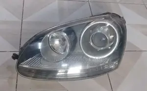 Volkswagen Golf MK5 Headlight Xenon