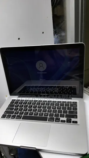 Laptop Apple MacBook 2012 8GB Intel Core i7 HDD+SSD 1T