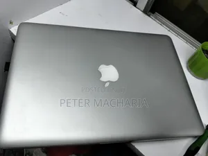 Laptop Apple MacBook 2012 8GB Intel Core i7 HDD+SSD 1T