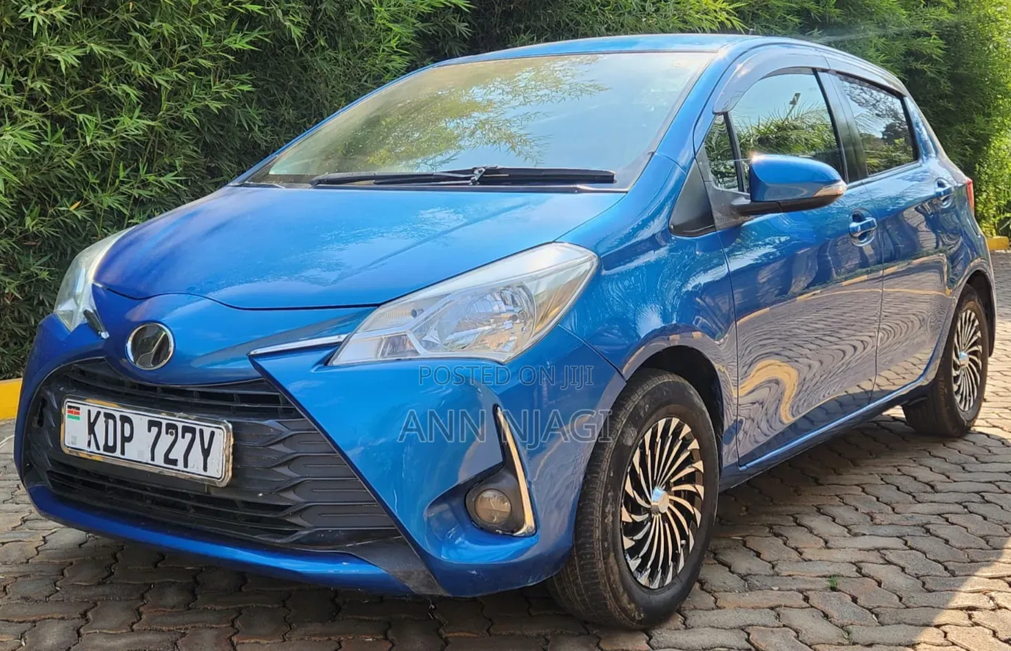 Toyota Vitz 2017 Blue