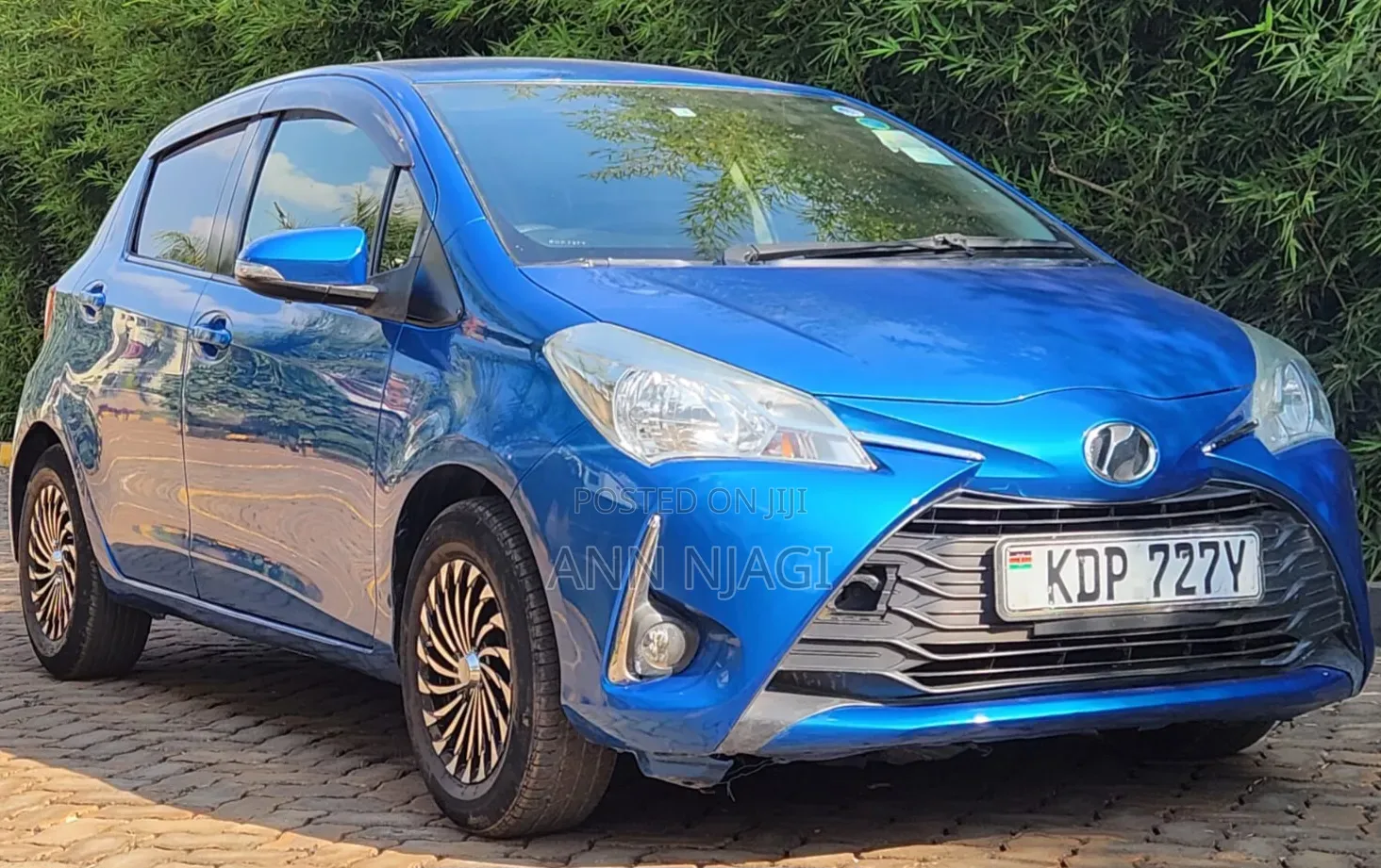 Toyota Vitz 2017 Blue