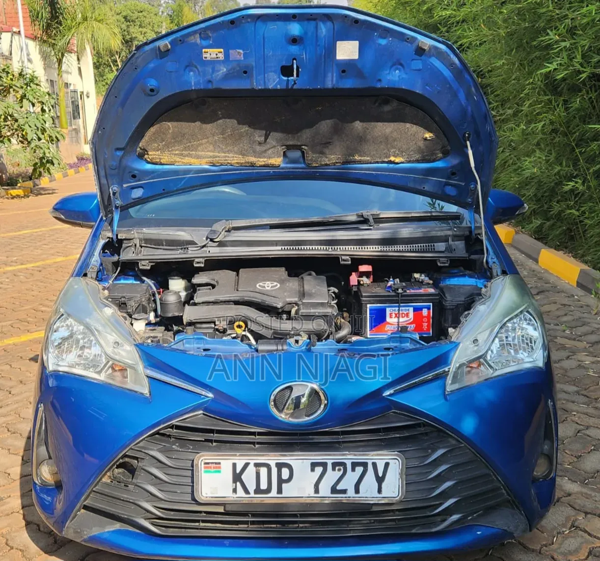 Toyota Vitz 2017 Blue