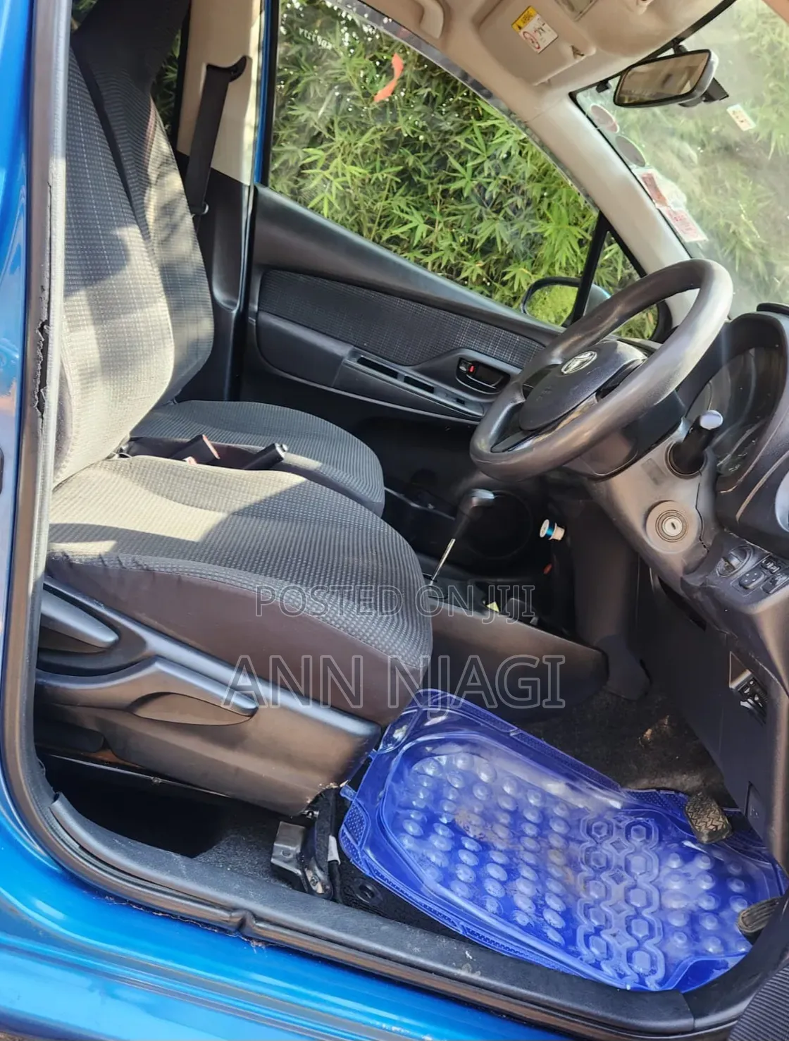 Toyota Vitz 2017 Blue