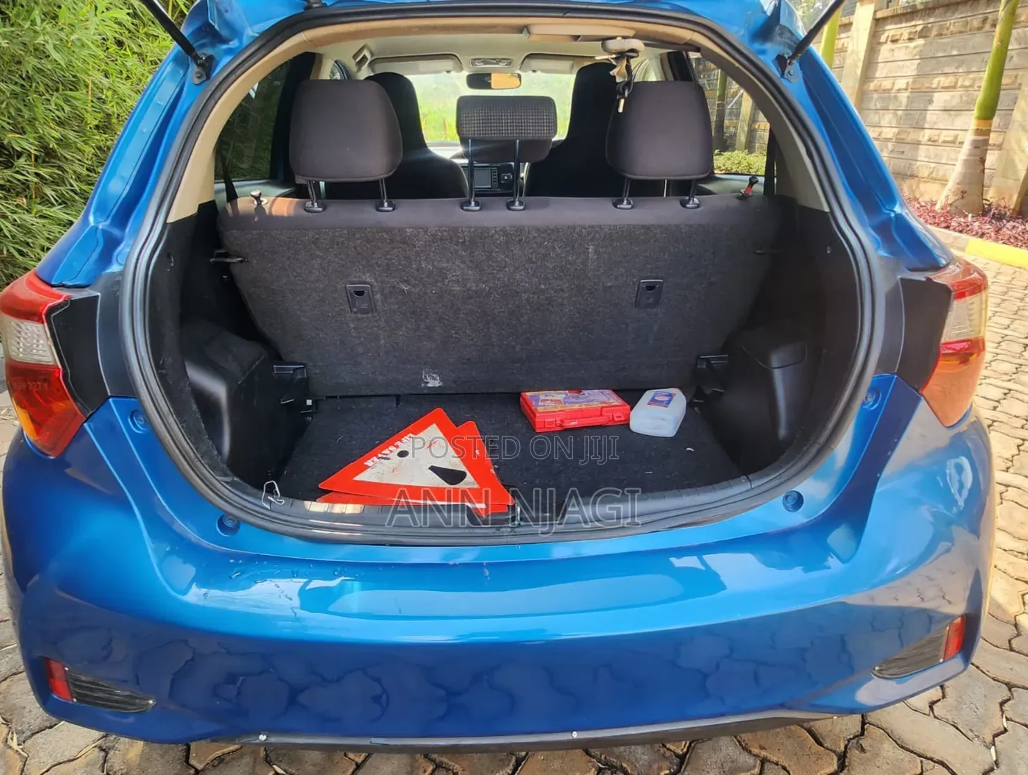 Toyota Vitz 2017 Blue