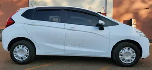 Honda Fit 2015 Pearl