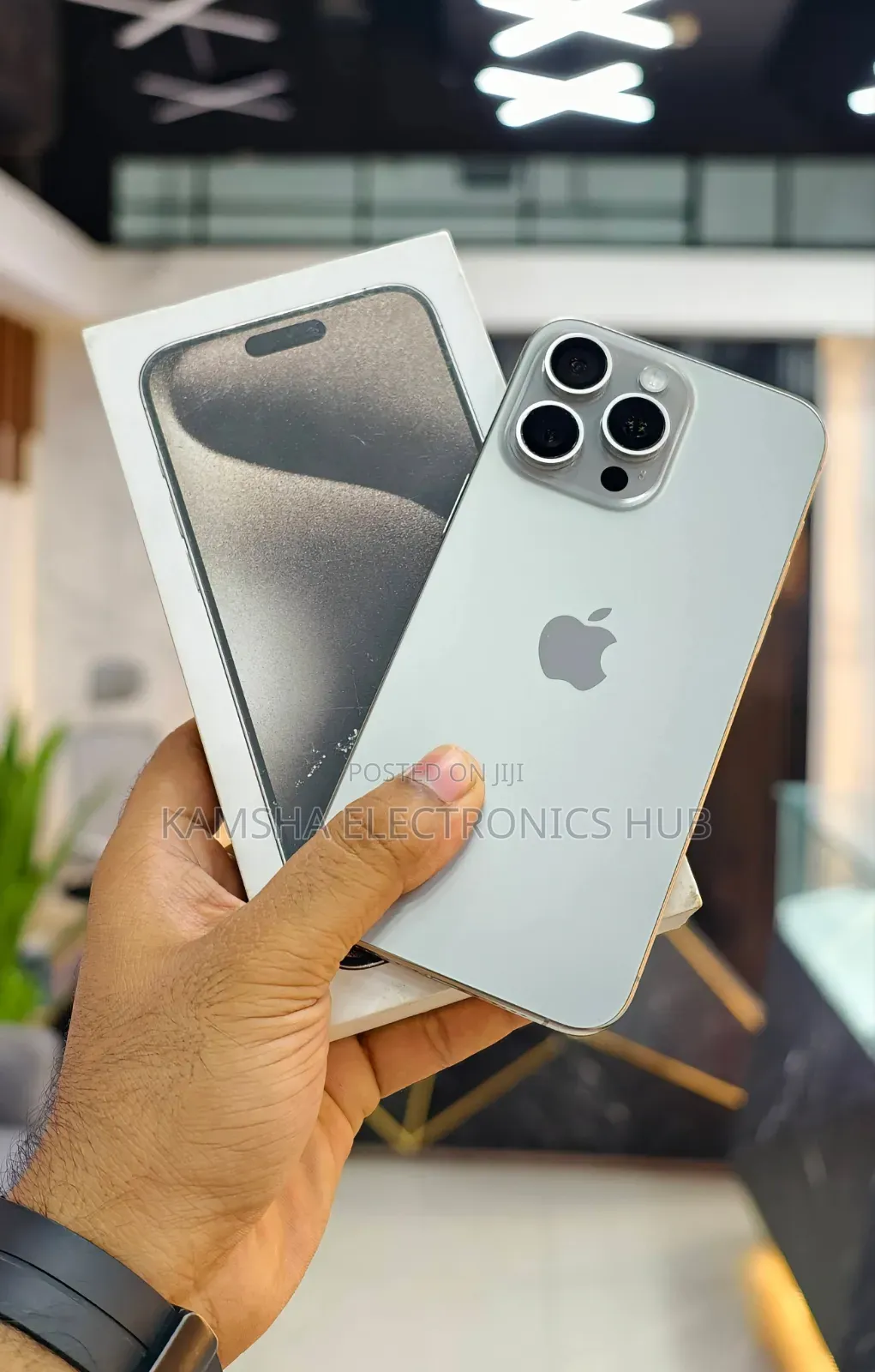 New Apple iPhone 15 Pro Max 256 GB
