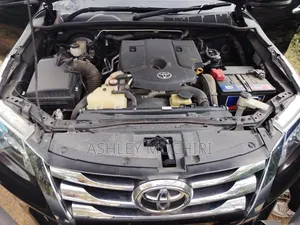 Toyota Fortuner 2018 Black