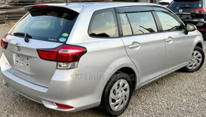 Toyota Corolla Fielder 2020 Silver