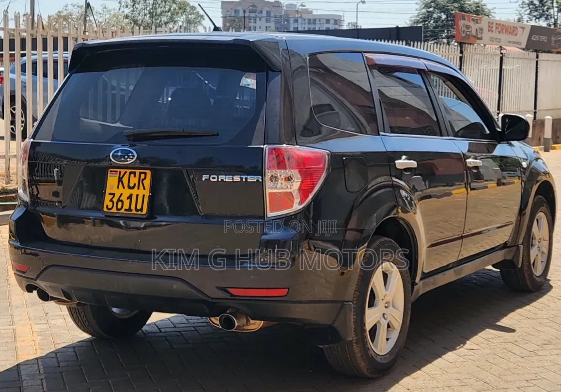 Subaru Forester 2011 Black