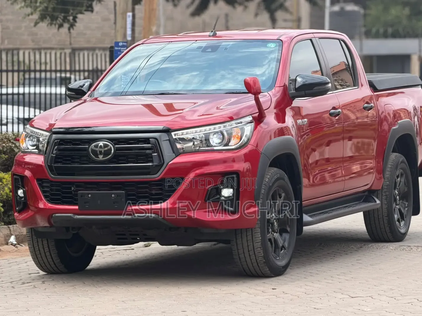Toyota Hilux 2019 Red