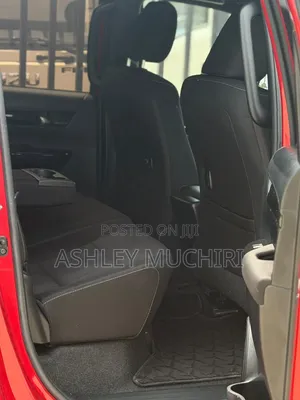 Toyota Hilux 2019 Red