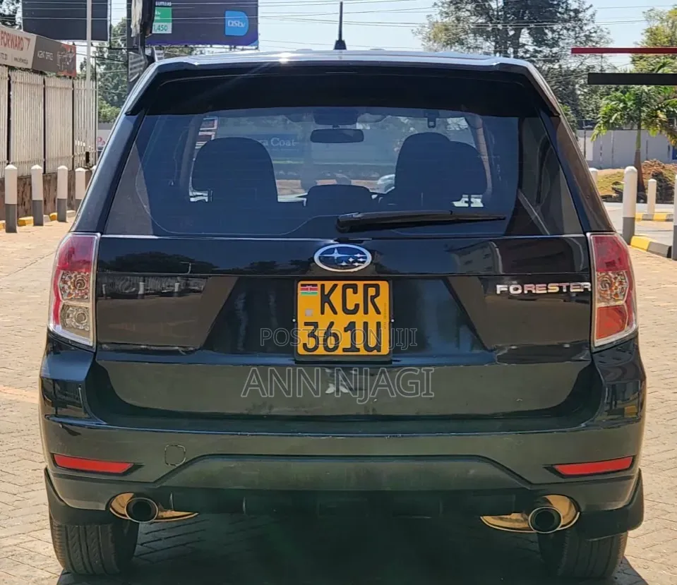 Subaru Forester 2012 Black