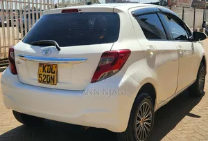 Toyota Vitz 2016 Pearl