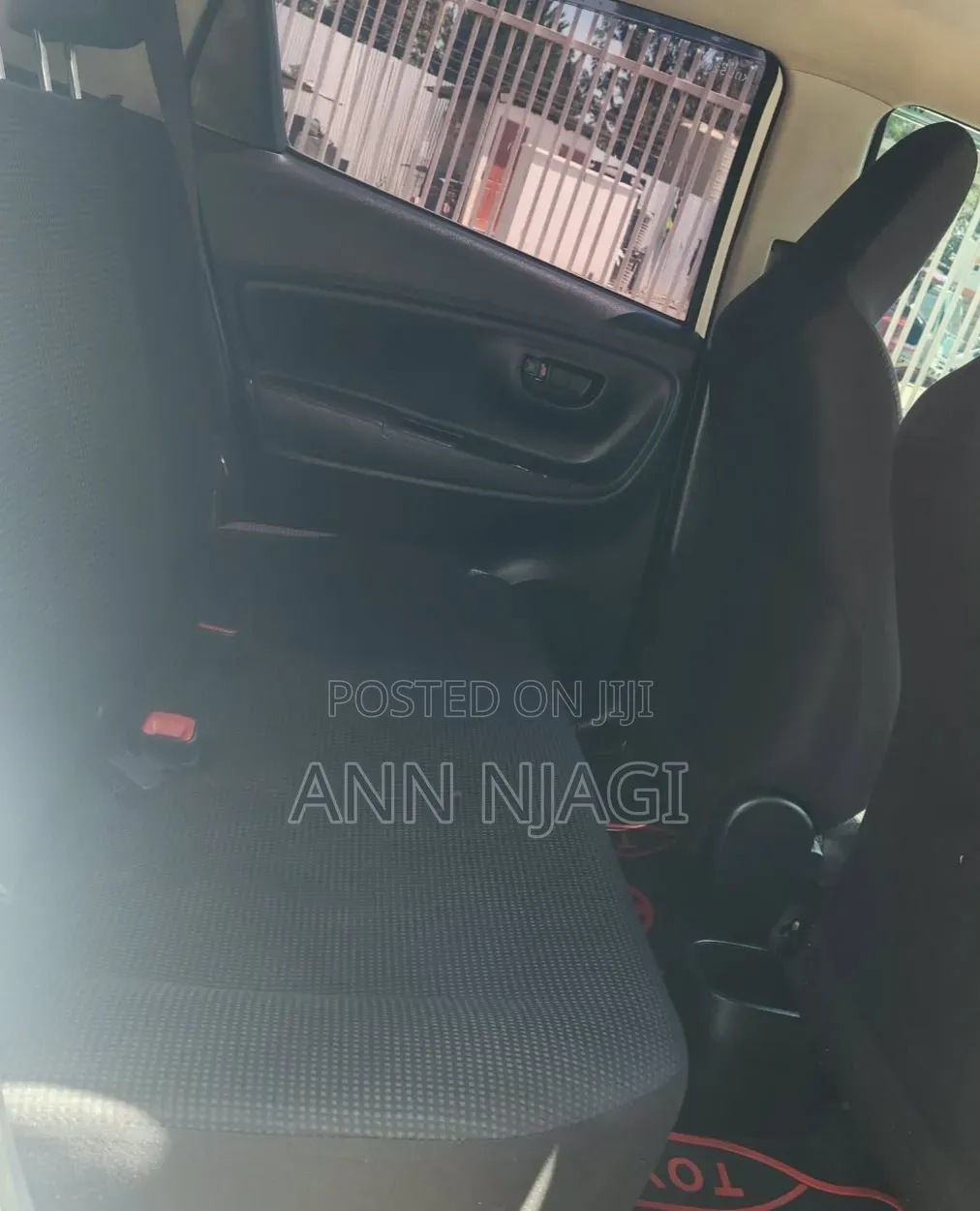 Toyota Vitz 2016 Pearl