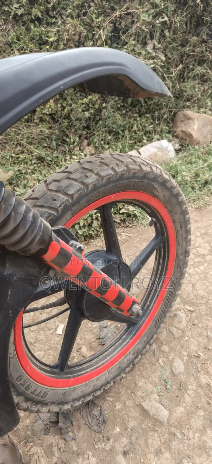 Bajaj Boxer 150 UG 2025 Red
