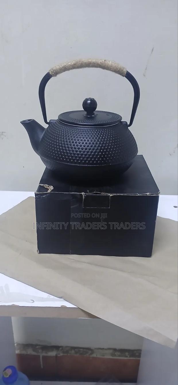Cast Iron Teapot - thumbnail 2