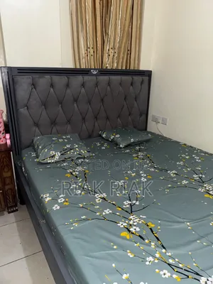 5 by 6 Chester  Bed