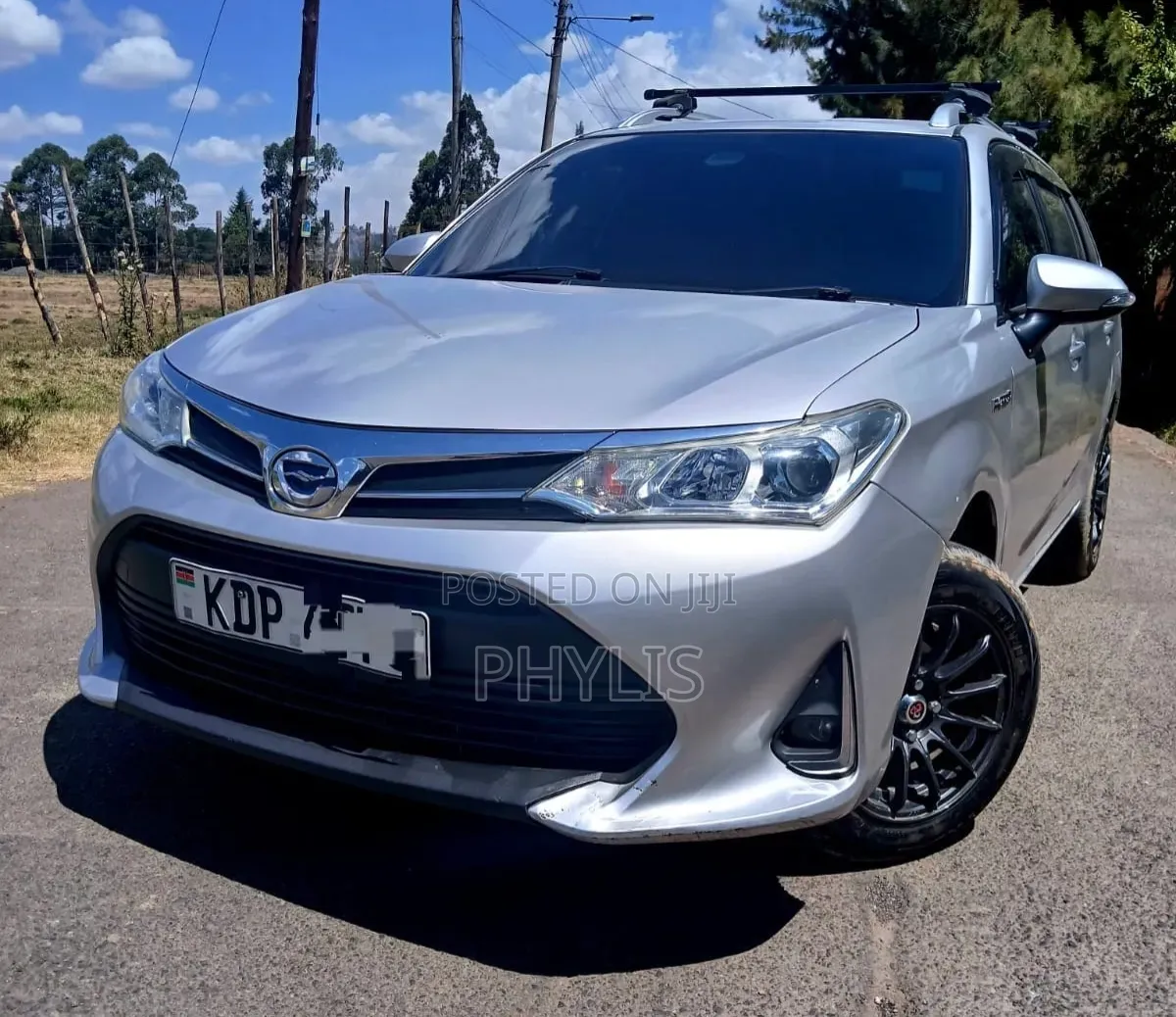 Toyota Corolla Fielder 2016 Silver