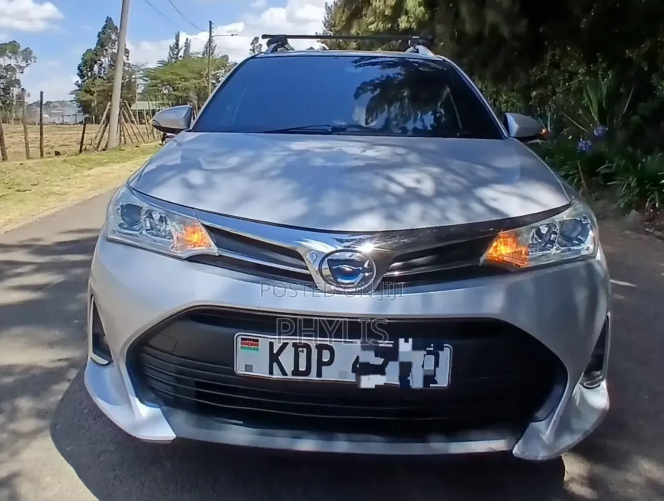 Toyota Corolla Fielder 2016 Silver