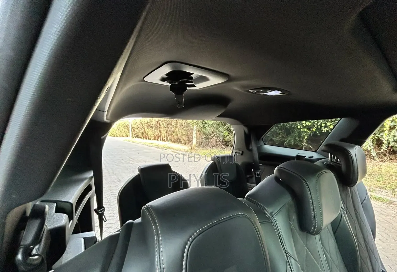 Peugeot 5008 2018 Green