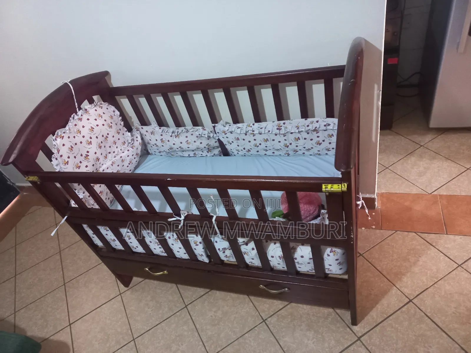 Baby Crib With Drawers