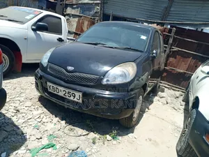 Toyota Fun Cargo 2008 Black
