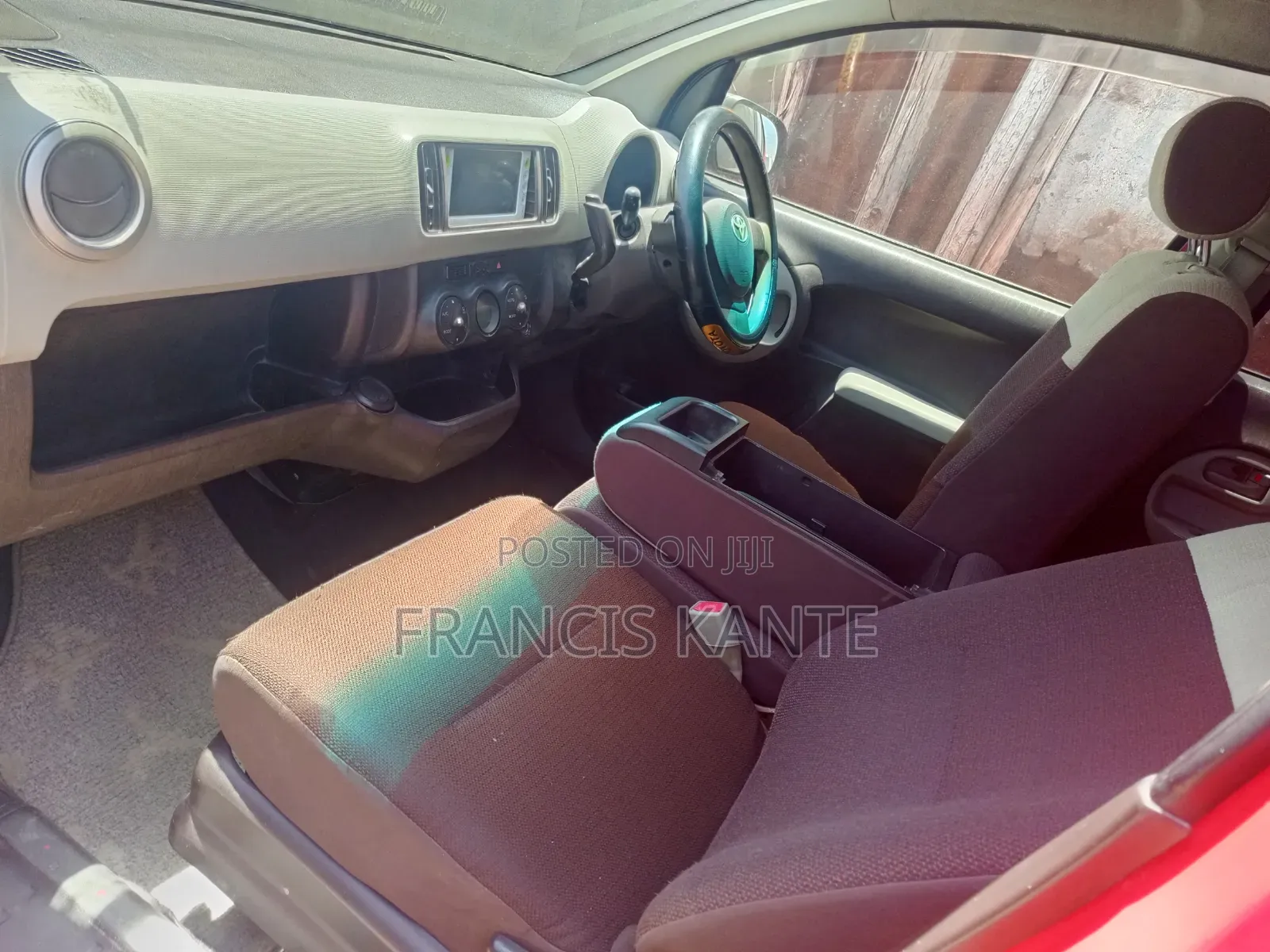 Toyota Passo 2012 Red