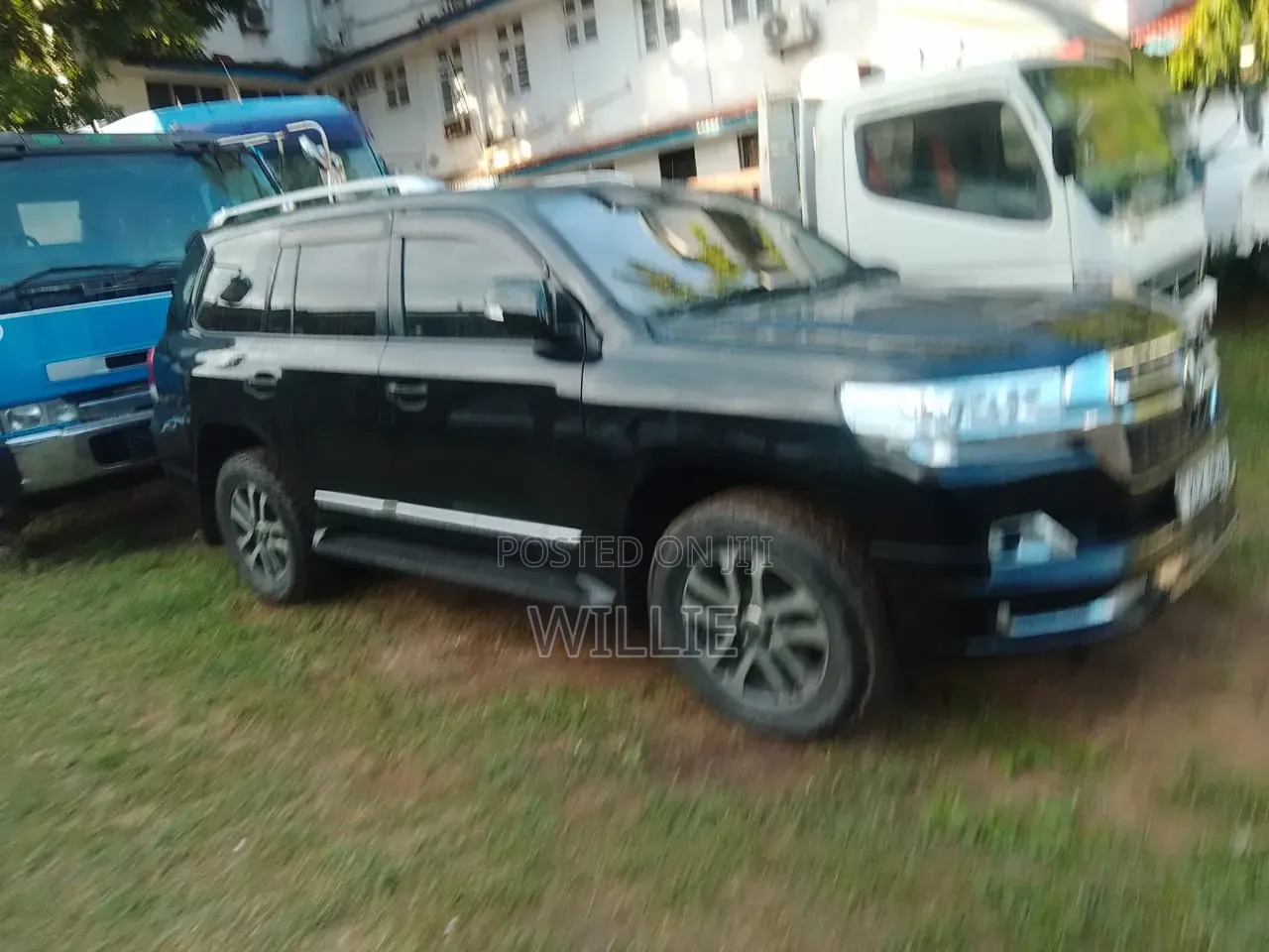 Toyota Land Cruiser 2010 Black