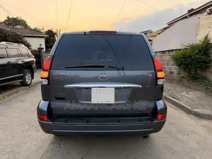 Toyota Land Cruiser Prado 2.7 5dr 2004 Gray