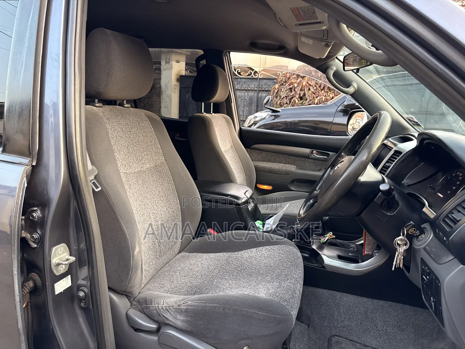 Toyota Land Cruiser Prado 2.7 5dr 2004 Gray