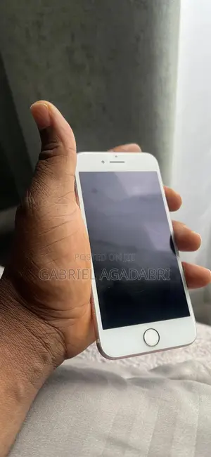 Apple iPhone 7 32 GB Rose Gold