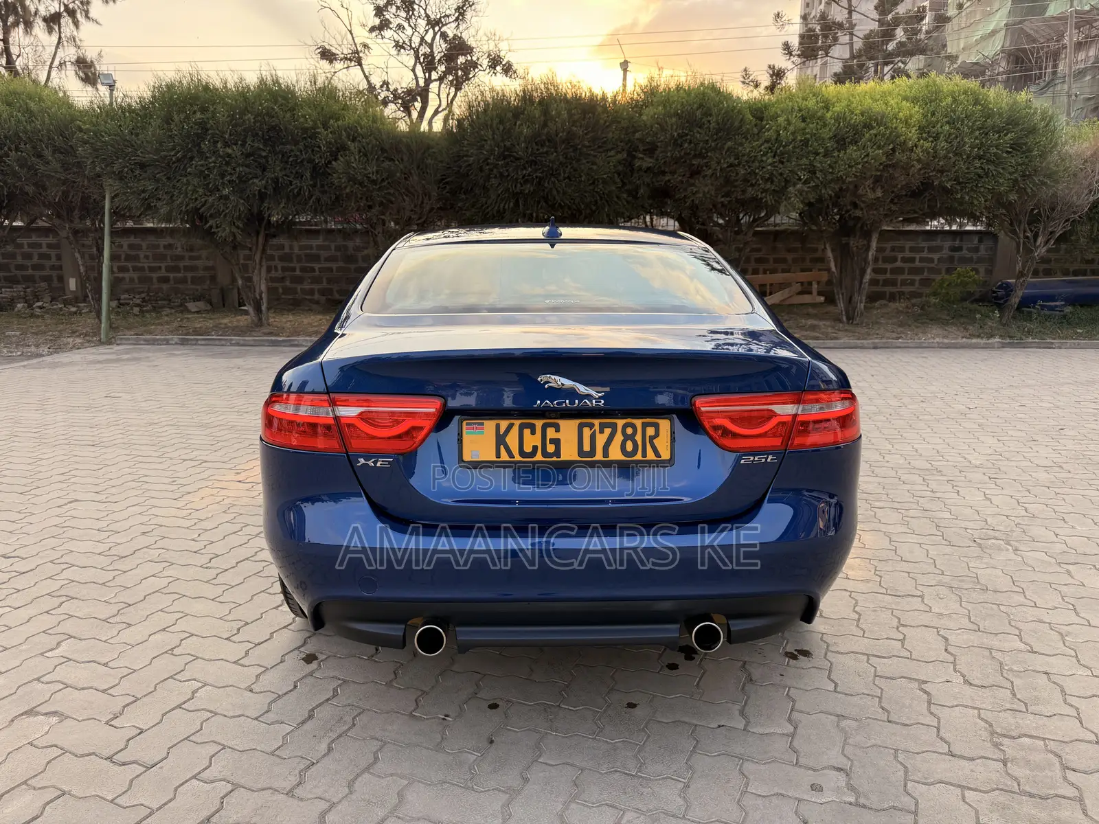 Jaguar XE 2015 Blue