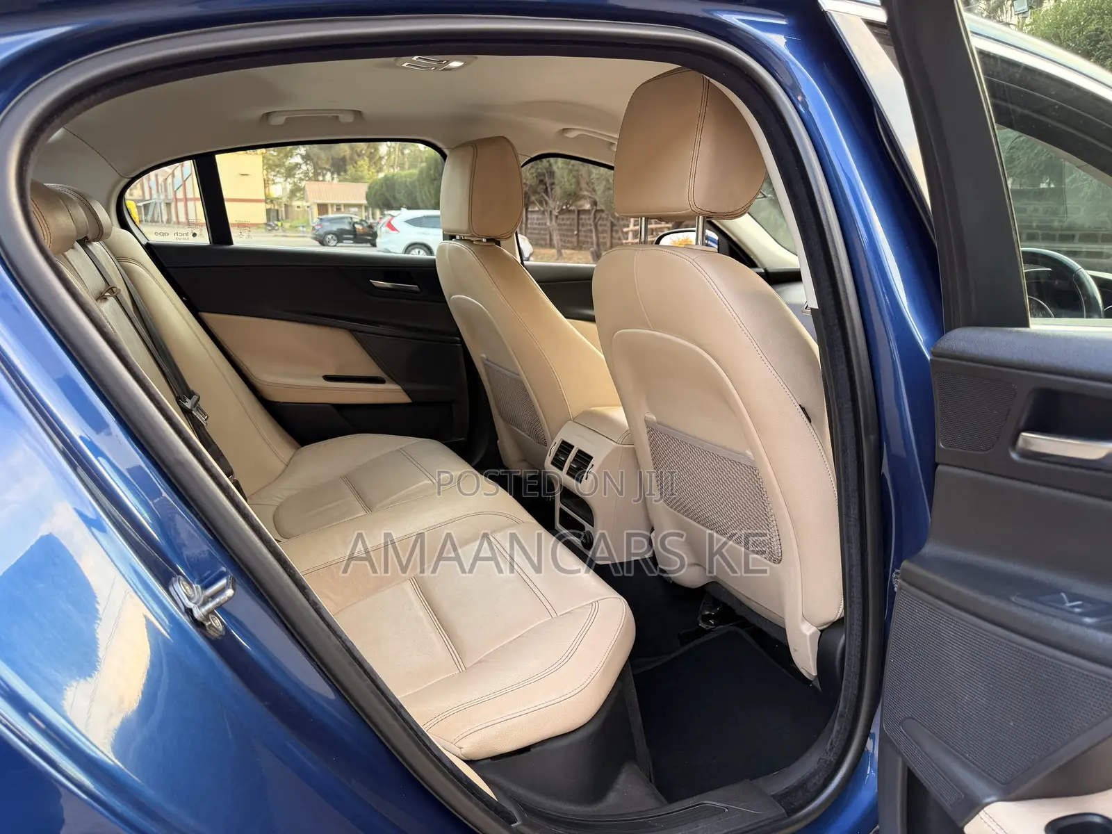 Jaguar XE 2015 Blue