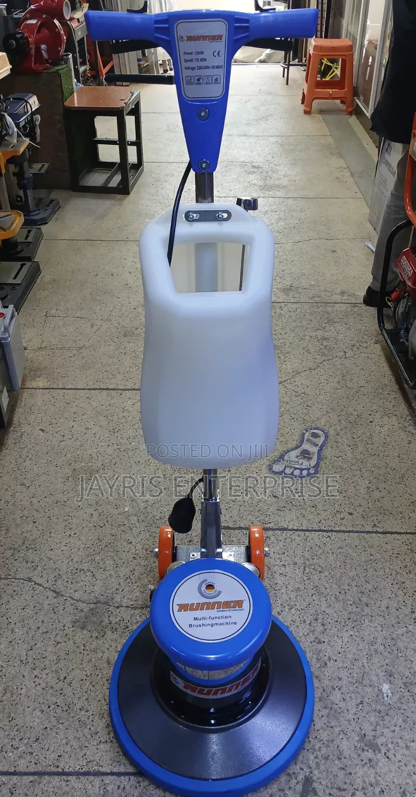 Heavy-Duty Floor Scrubber Machine