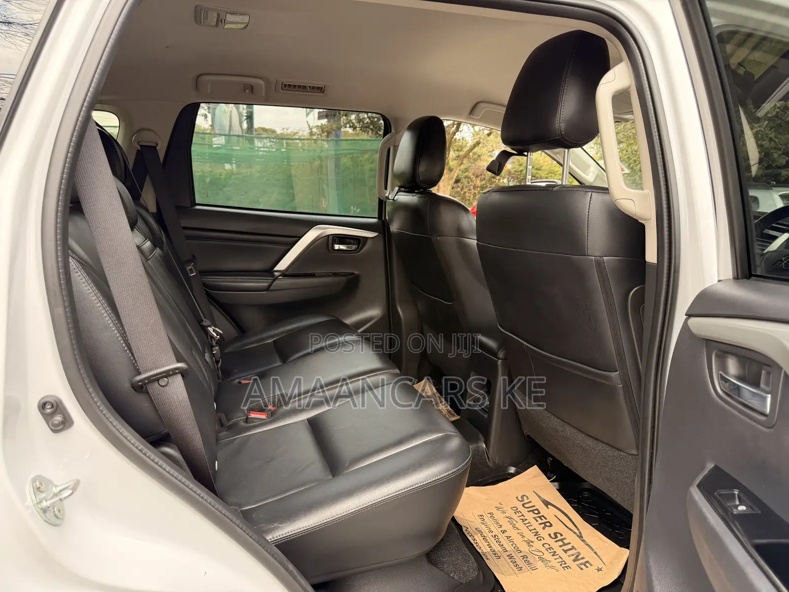 Mitsubishi Pajero Sport 2022 White