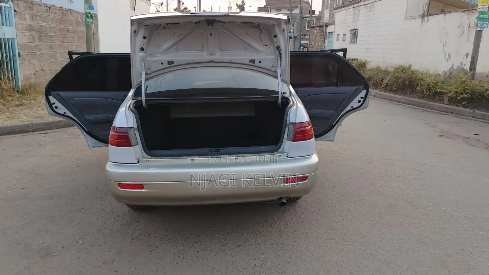 Toyota Premio 2002 Silver