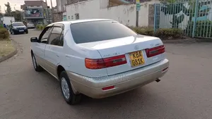 Toyota Premio 2002 Silver