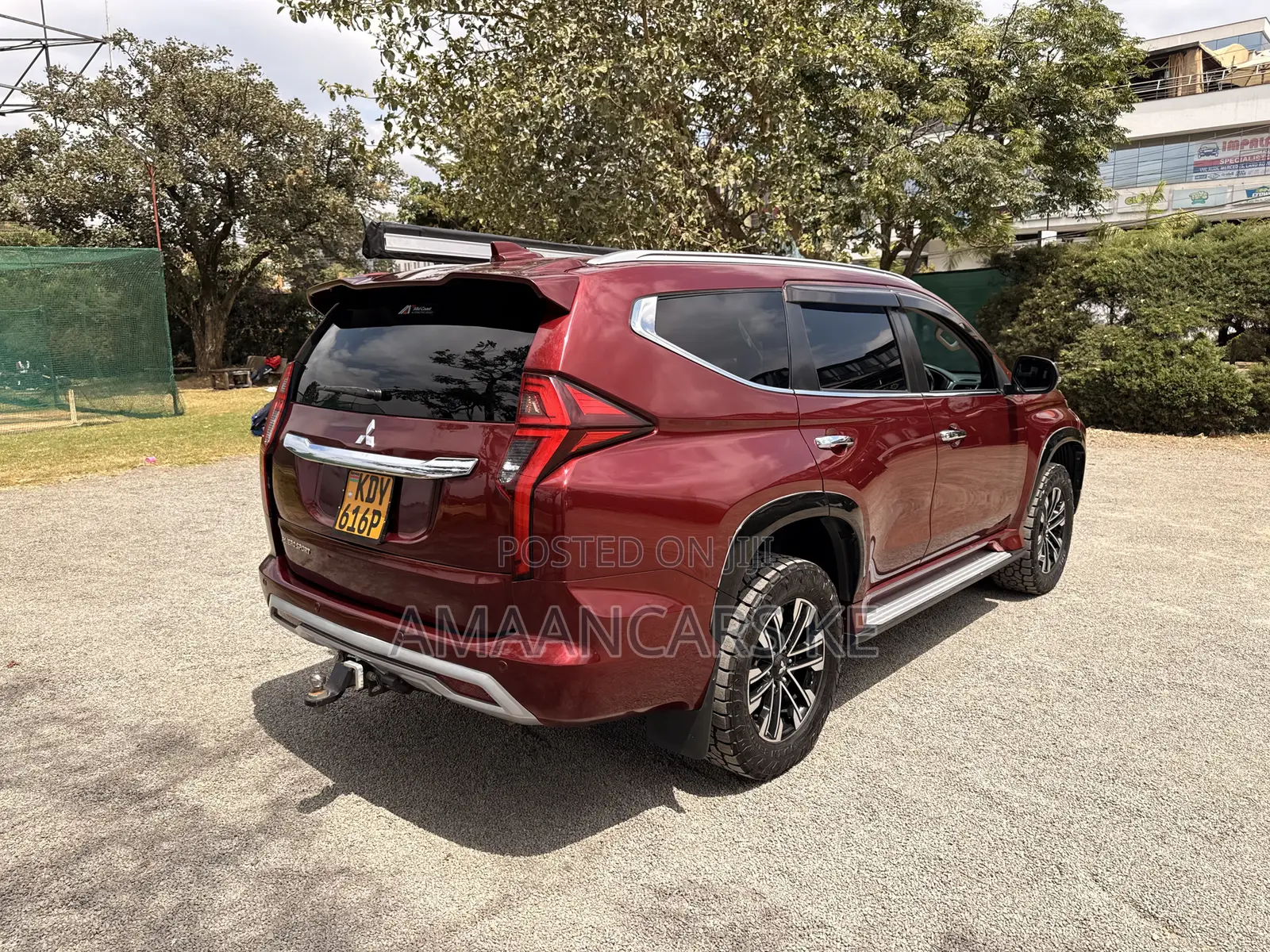 Mitsubishi Pajero Sport Exceed 2020 Red