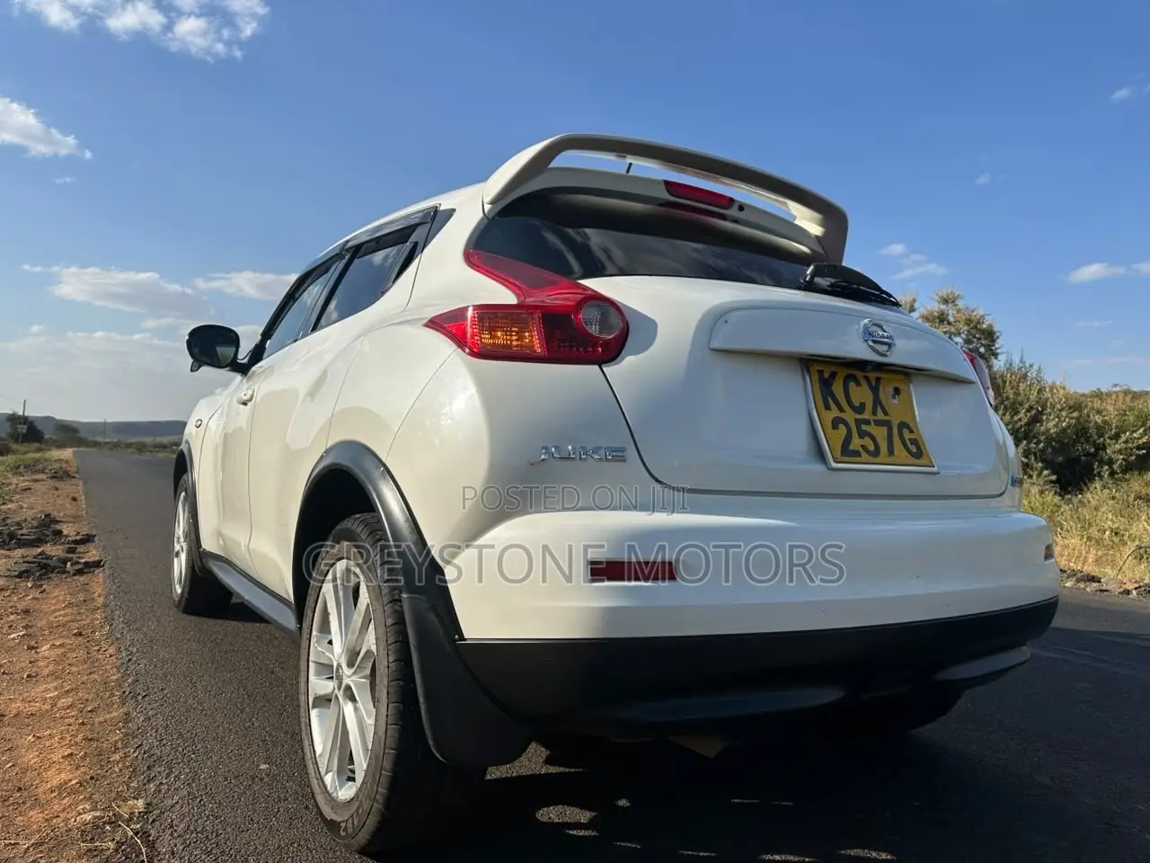 Nissan Juke SL Automatic 2012 White