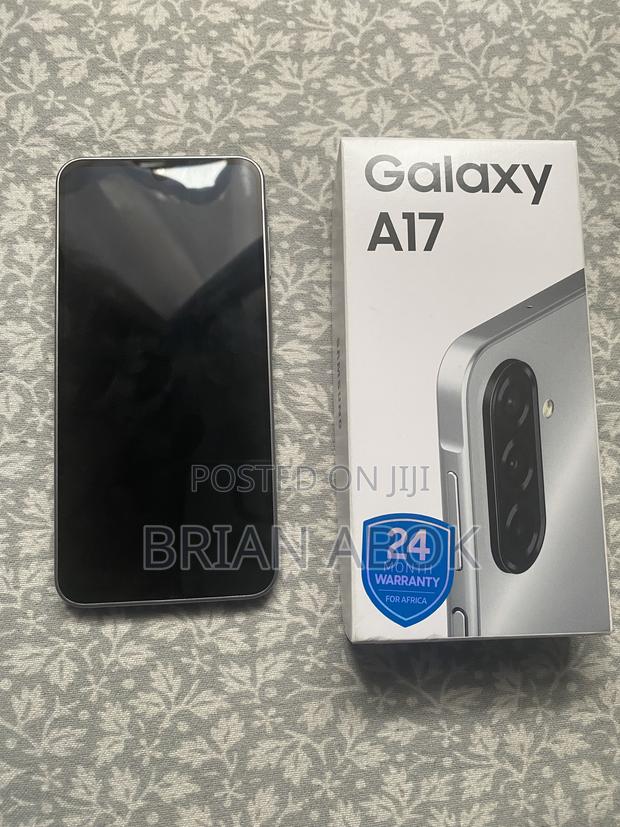 Samsung Galaxy A17 128 GB Gray - thumbnail 2