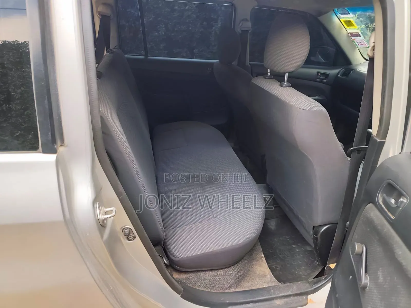 Toyota Succeed 2011 Silver