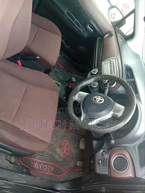 Toyota Vitz 2012 Black