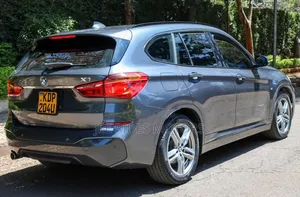 BMW X1 xDrive28i AWD 2016 Gray