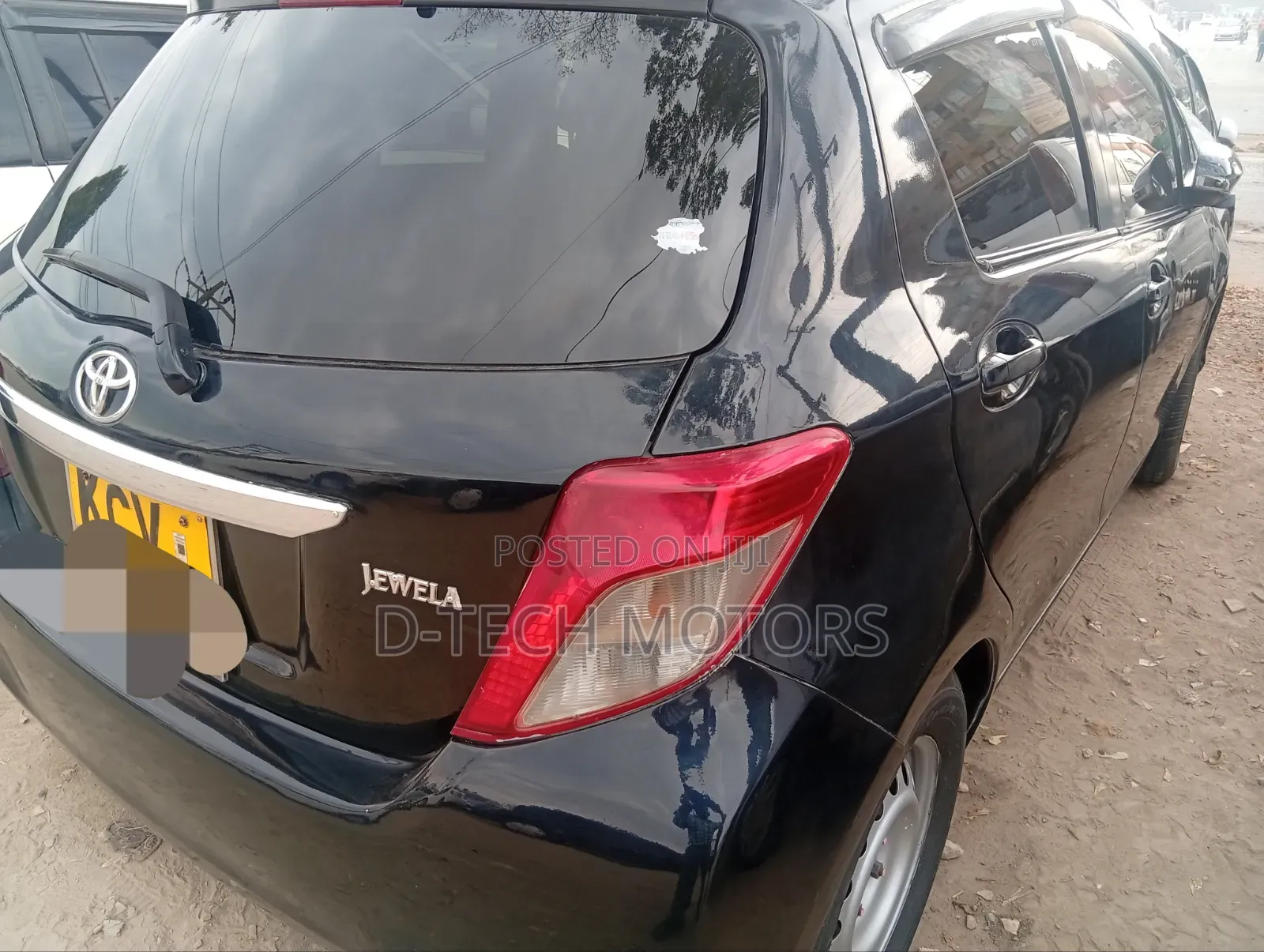 Toyota Vitz 2012 Black