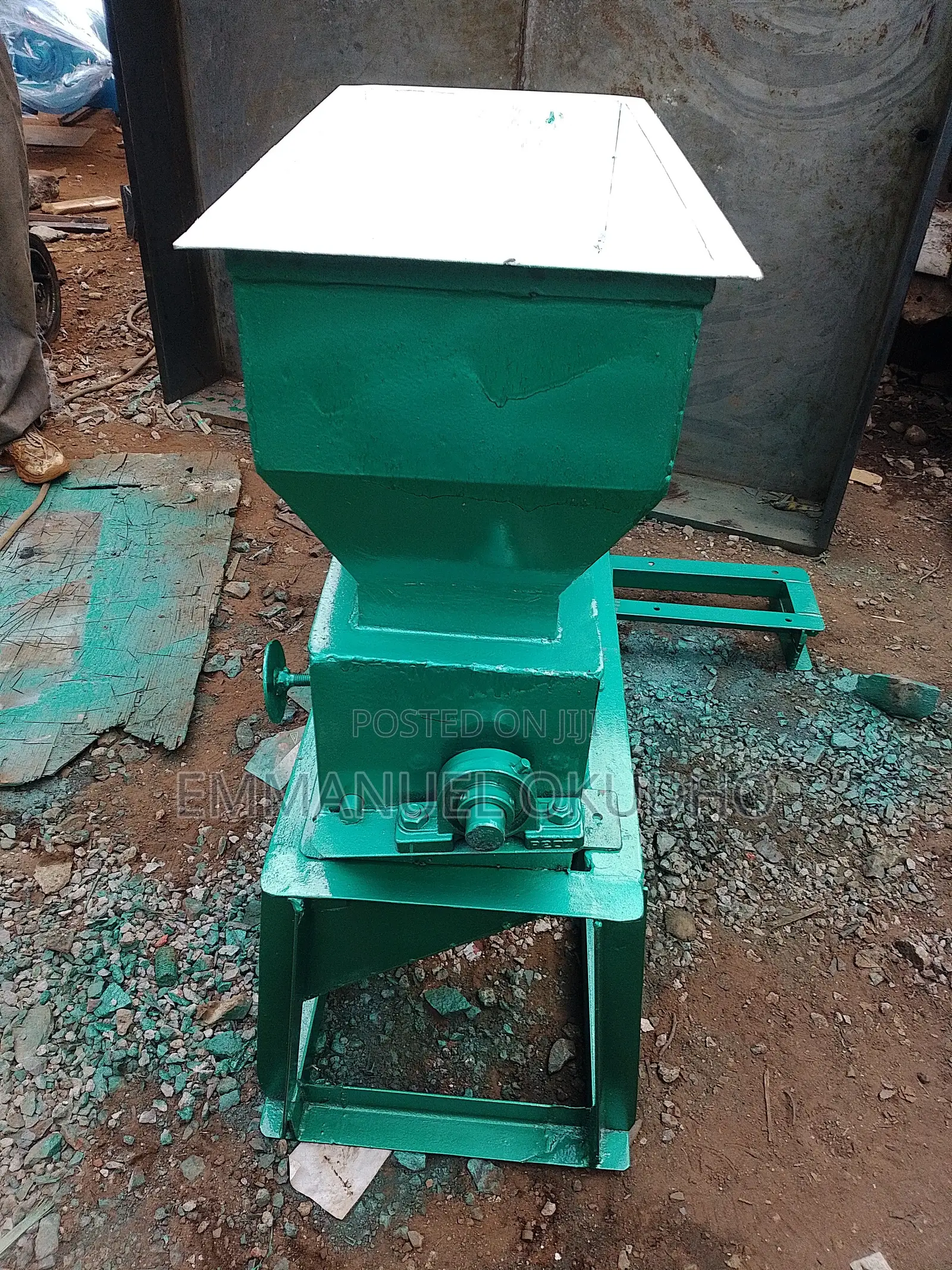 Macadamia Nut Dehuller Machine