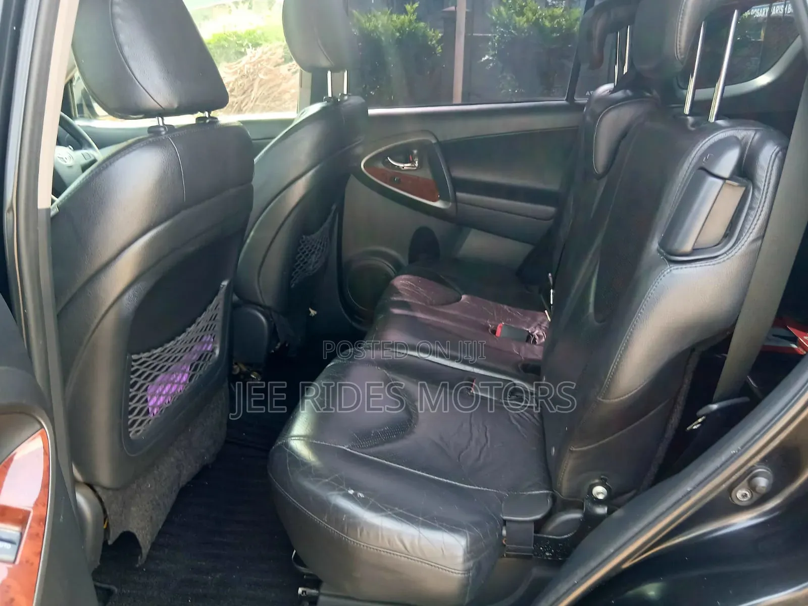 Toyota Vanguard 2011 Black